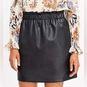 LOFT Black Faux Leather Skirt Size L